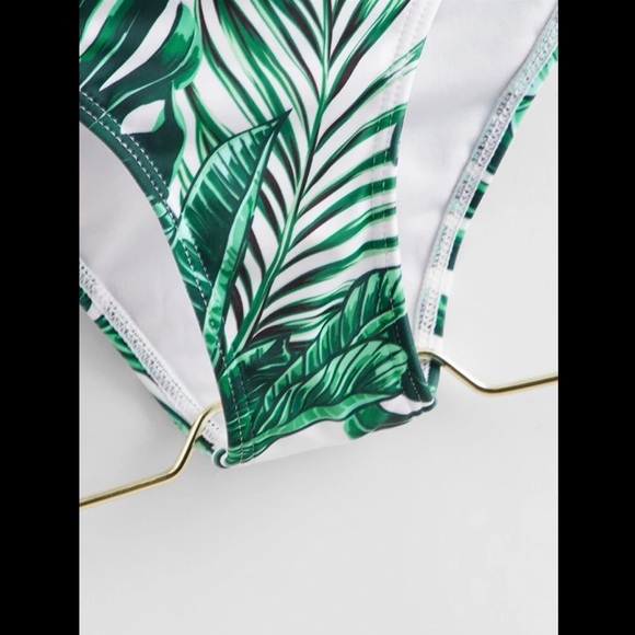 |3 FOR $20| SHEIN | Tropical Print Tankini - Picture 4 of 4